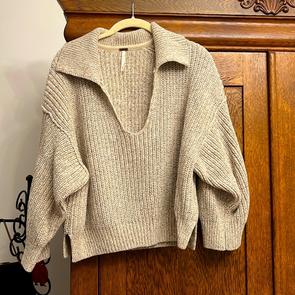 Free people V neck collared sweater